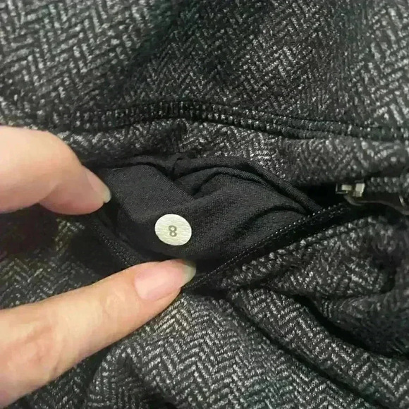 lululemon Base Runner 1/2 Zip Herringbone | Sz 8 | EUC - Picture 5 of 7